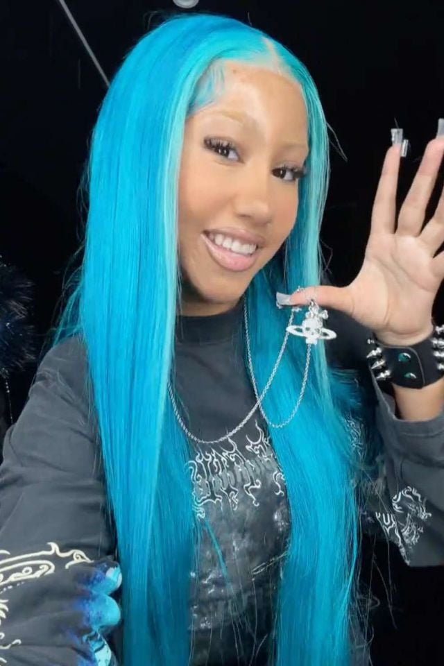 نورث ويست تستعرض الثقوب