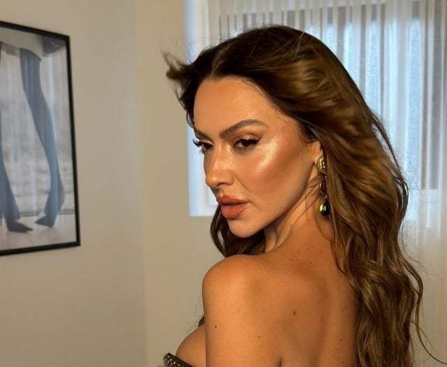 النجمة التركية هاديسا في بيروت