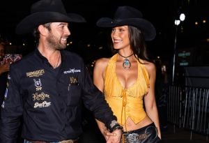 بيلا حديد تنفصل عن حبيبها الأميركي بعد عامين