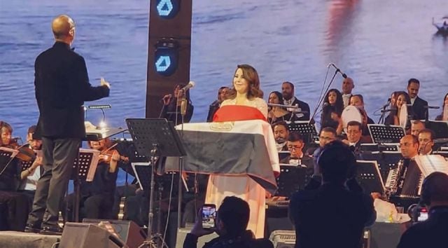 ماجدة الرومي توجّه رسالة الى الرئيس المصري في حفلها بالقاهرة (فيديو وصور)