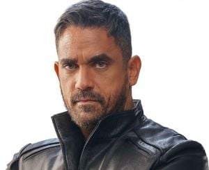 أمير كرارة يشوّق الجمهور لأحداث مثيرة في مسلسل "رأس الأفعى"