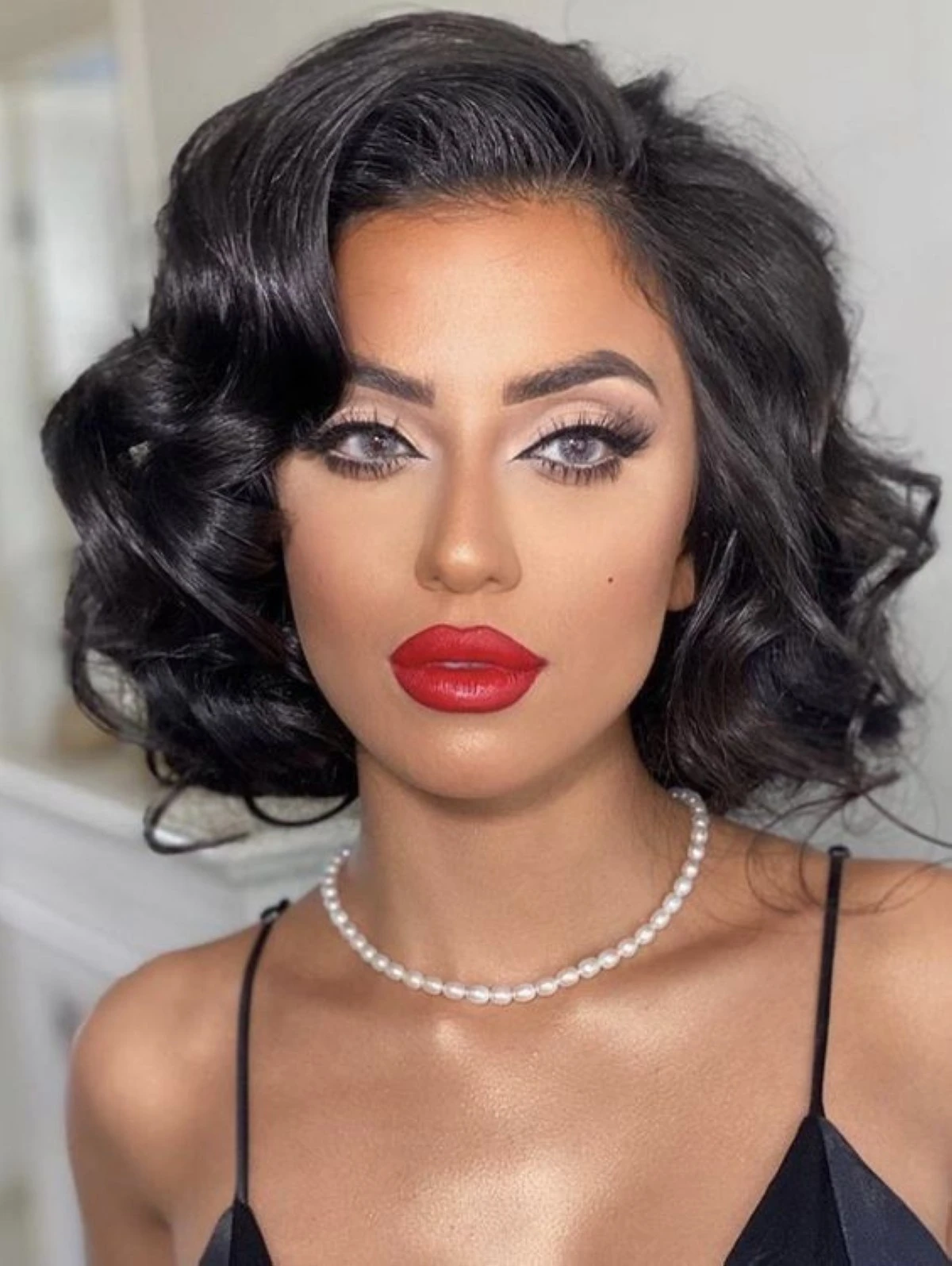 تسريحات الريترو للشعر القصير