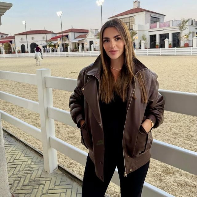 زين قطامي في نادي الفروسية بأبو ظبي