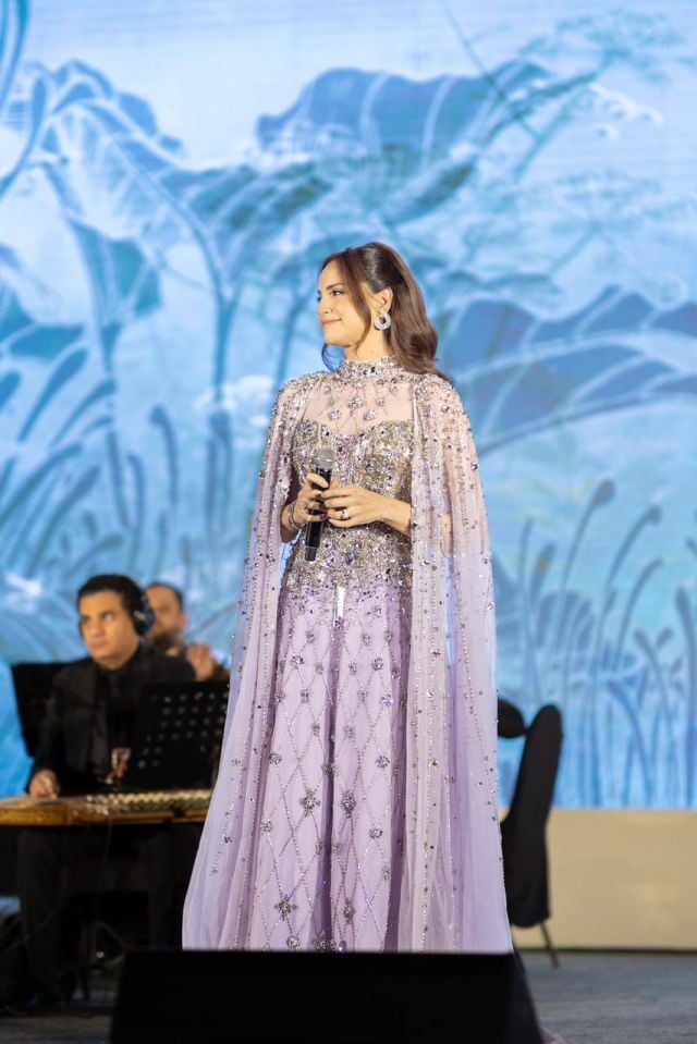 فستان آمال ماهر