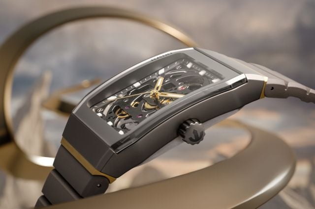 ساعة Anatom Skeleton حيث تلتقي الهندسة بالفن