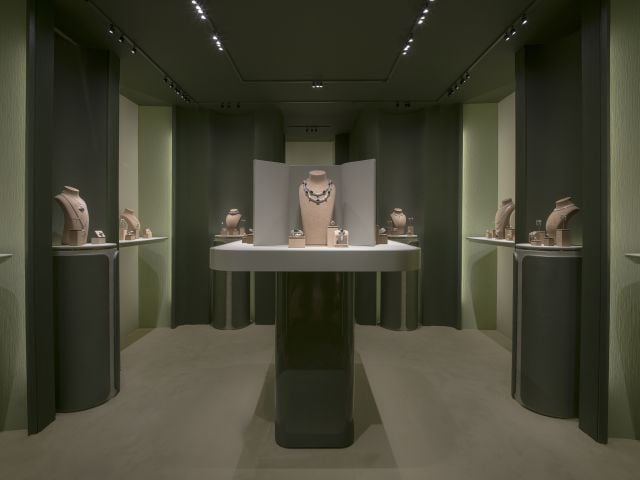 لويس فويتون ومجوهراتها الساحرة