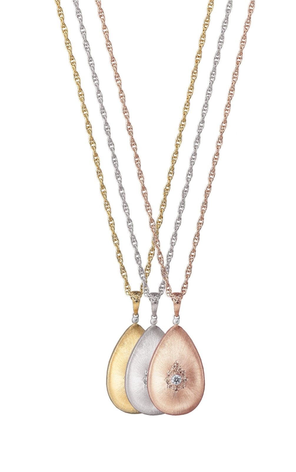 قلادة Buccellati Macri