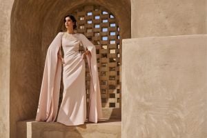 من إيلي صعب إلى سلمى بنعمر: سحر القفاطين الباستيلية