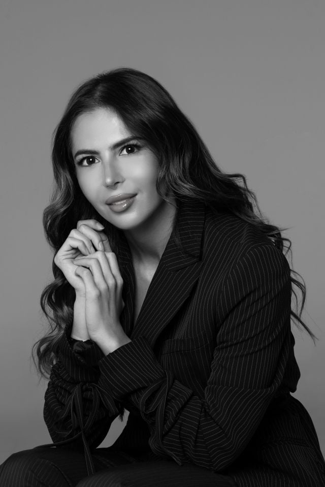 Raheel Al Roudhan رؤية كويتية تجمع بين الثقافة والحداثة في عالم الموضة