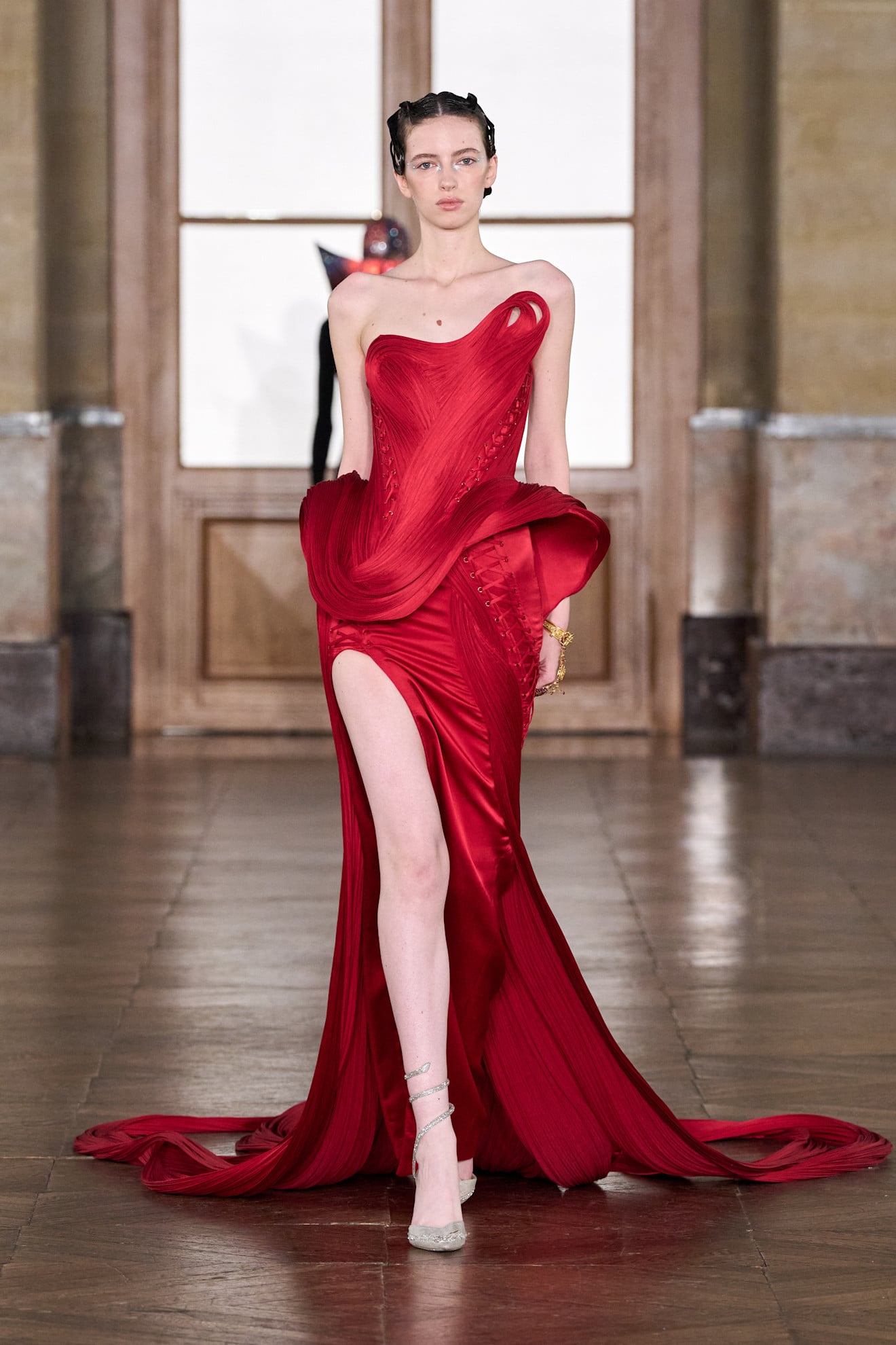 غوراف غوبتا الأزياء الراقية ربيع 2026 Gaurav Gupta غوراف غوبتا الأزياء الراقية ربيع 2026 Gaurav Gupta