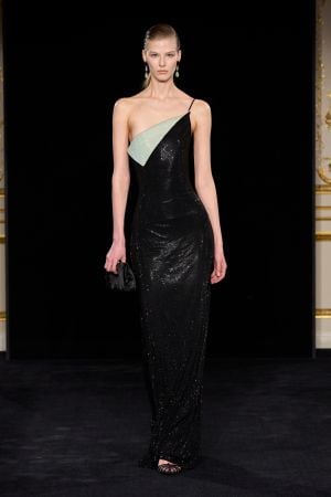 مجموعة Giorgio Armani Privé لربيع وصيف 2026 تحت عنوان "Jade" 