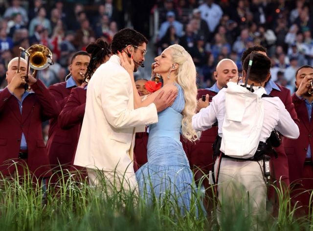 ليدي غاغا في حفل سوبر بول 2026