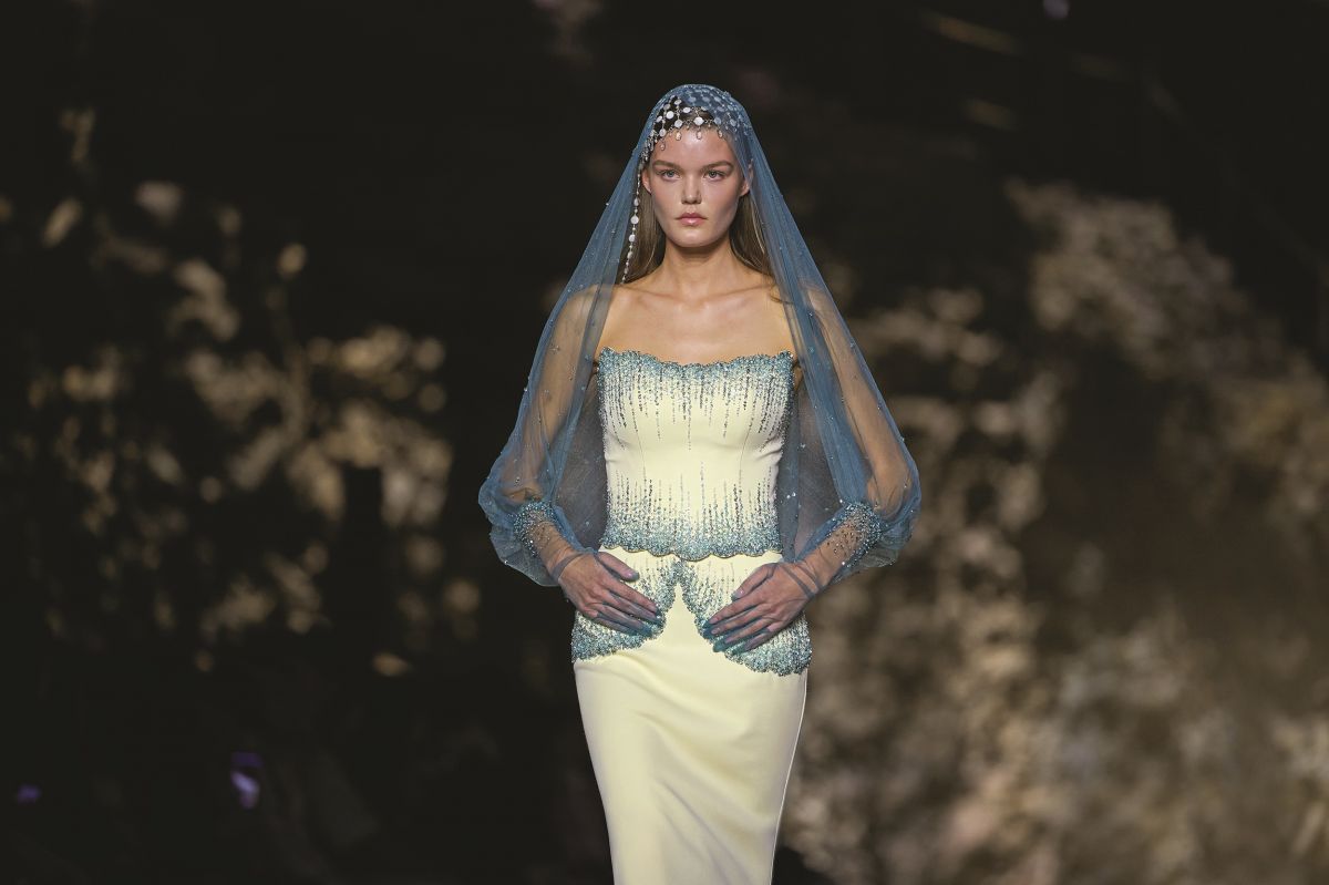 المصممة وعد العقيلي... الأناقة السعودية بين الأصالة والحداثة