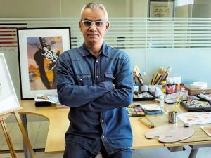 فـان كلـيف أند آربـلز تعلن عن تعاونها مع الفنان خالد شاهين بمناسبة شهر رمضان 2026