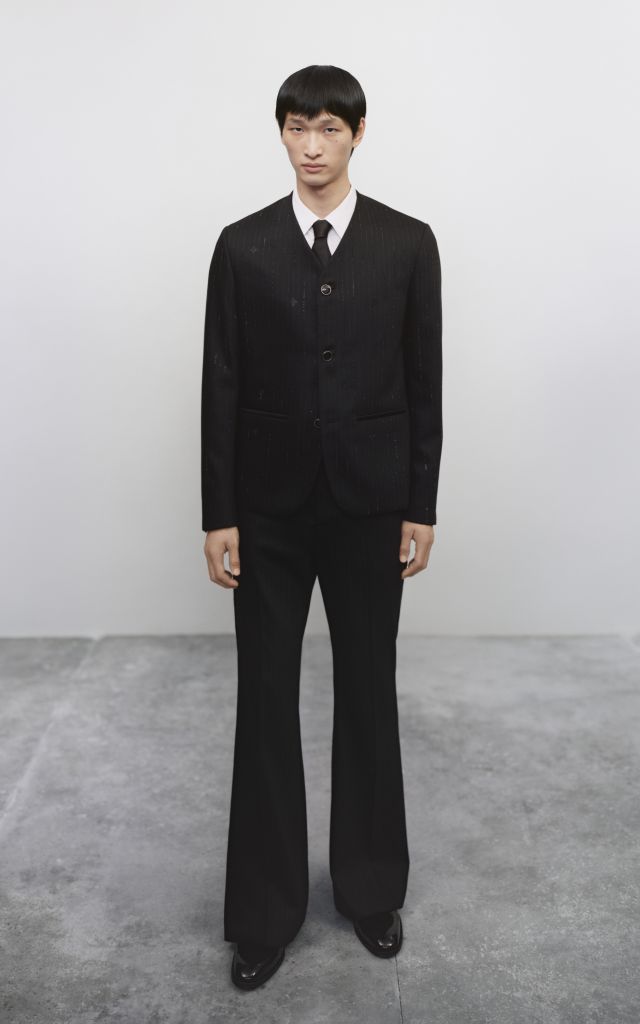 من مجموعة Louis Vuitton للأزياء الرجّالية الرسمية خريف وشتاء 2026 