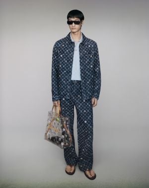 لويس فويتون لربيع 2026.. دليل حصري لإطلالات الرجال المميزة