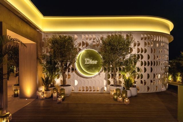 مطعم ناموس في دبي محطة لفعاليات ديور الرمضانية