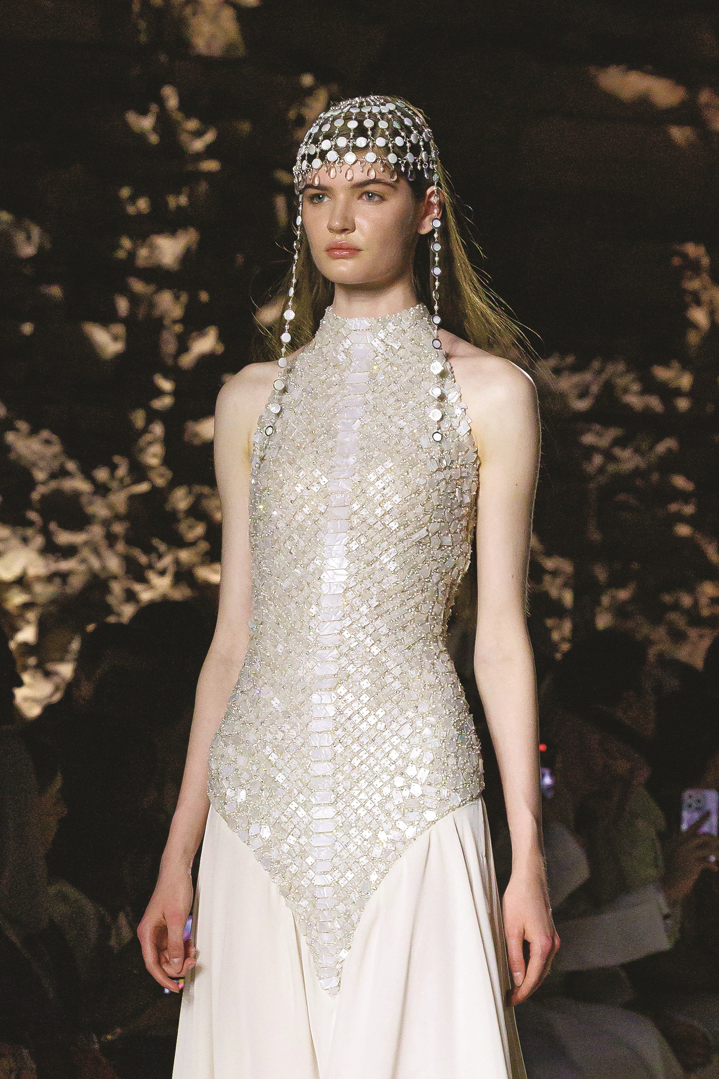 تفاصيل من تصاميم وعد العقيلي