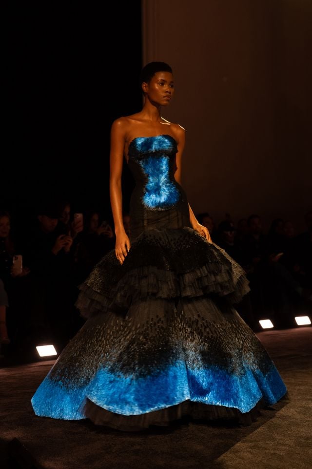 من مجموعة أزياء سكياباريلي لربيع وصيف 2026 