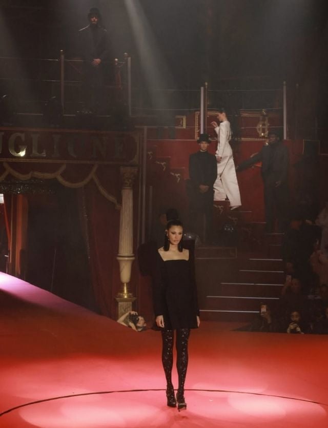 أميمة طالب بتصميم لافت من ستيفان رولان Stephane Rolland