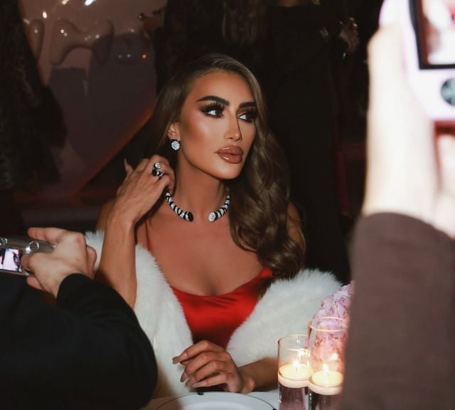 بين الجرأة والعصرية... مايا دياب تكسر المألوف بإطلالات استعراضية مبتكرة