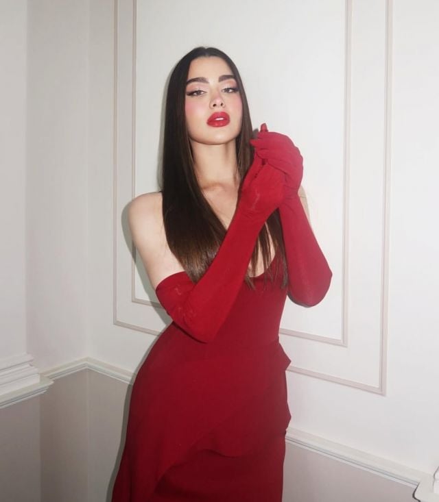 بعد خروجها من السجن.. فيديو مؤثر يجمع روان بن حسين وابنتها