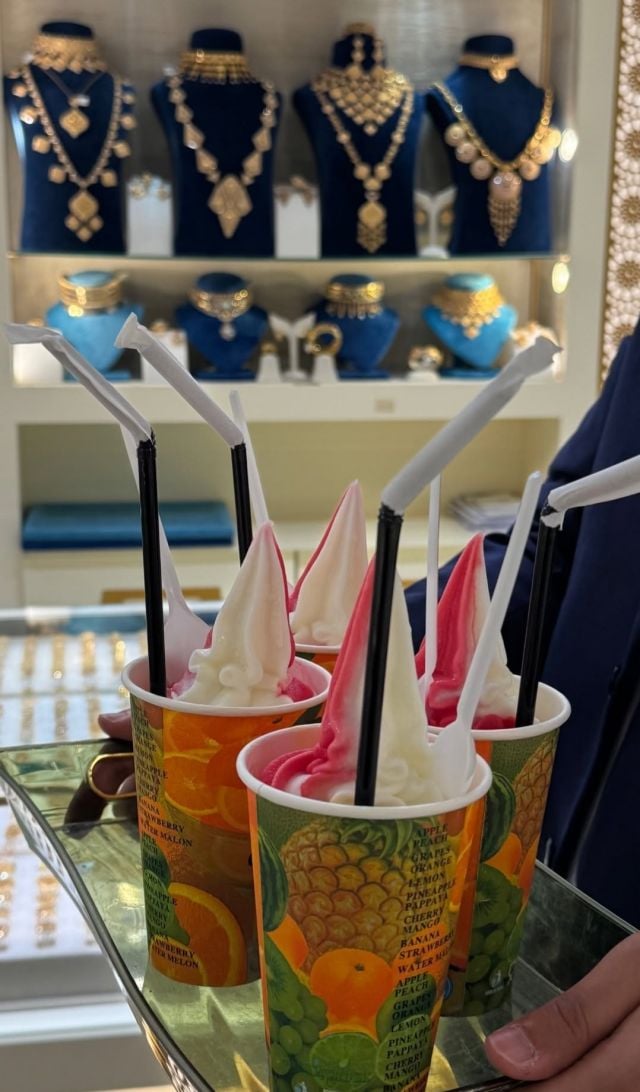  أحلام في محل للمجوهرات بالدوحة