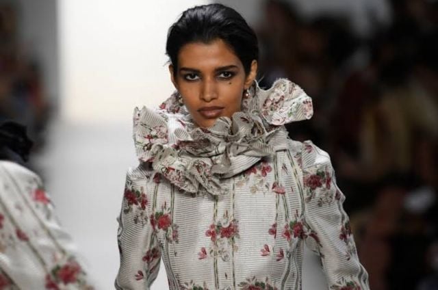 صيحة الورود الجميلة للربيع