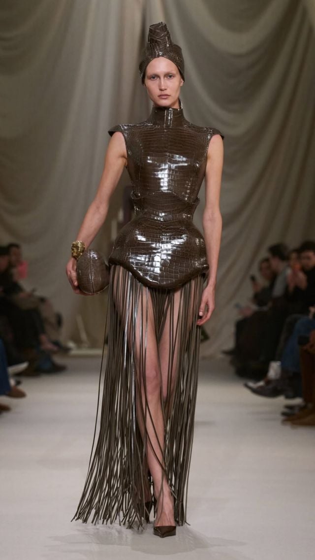 آشي استوديو للأزياء الراقية لموسم ربيع وصيف 2026