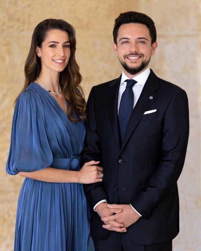 الأزرق القوي يميز إطلالة الأميرة رجوة