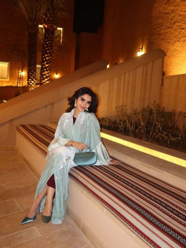 تألقي في رمضان بعباءات وقفاطين مستوحاة من المؤثرات العربيات