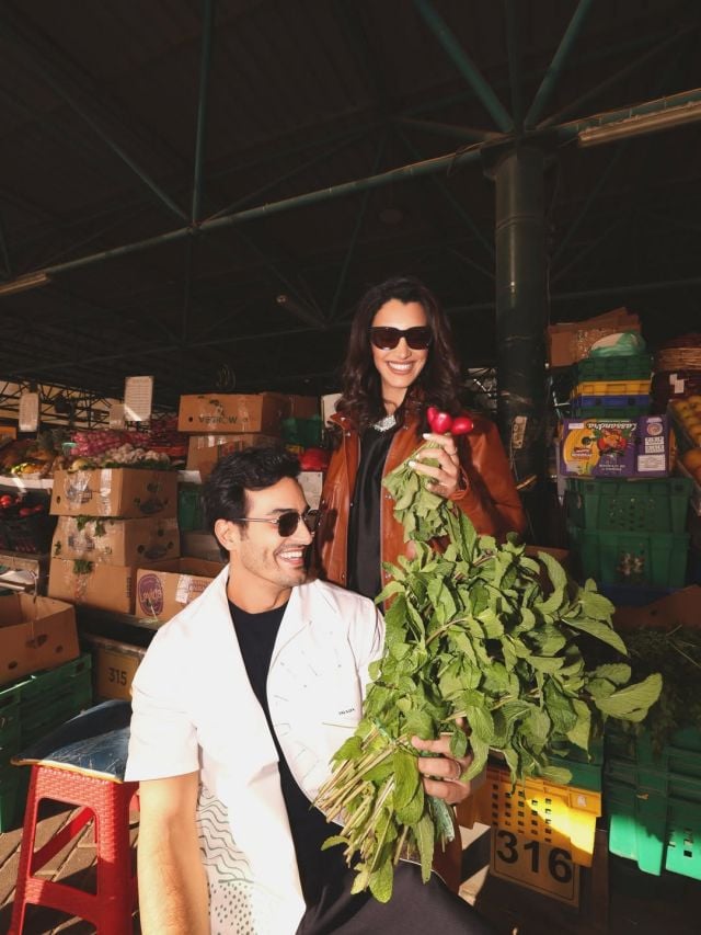 علي وولاء بإطلالة من برادا