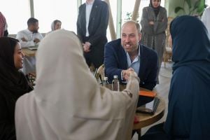 تفاعل كبير مع لقاء الأمير ويليام وشابات سعوديات حول تمكين المرأة