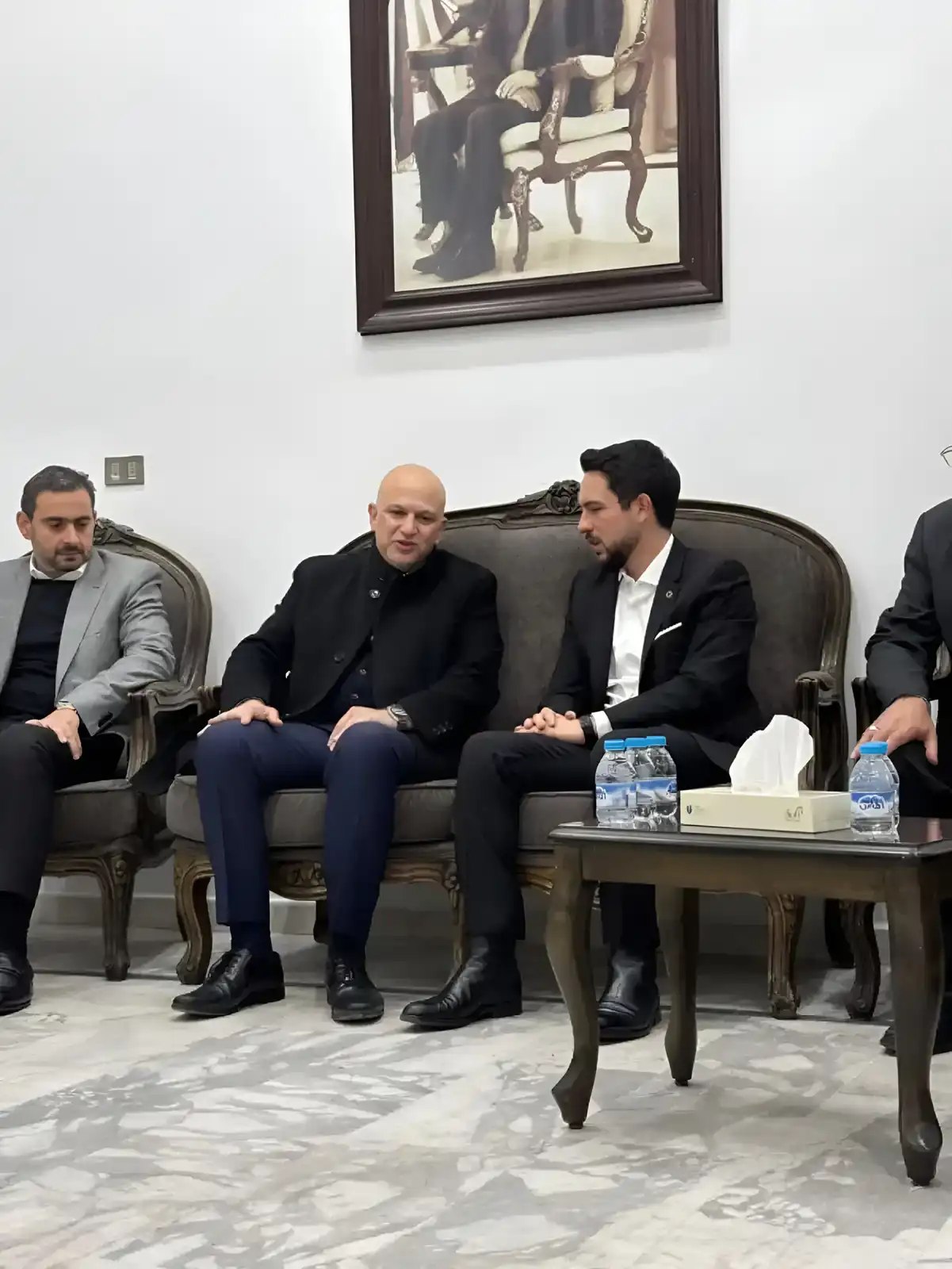 ولي عهد الاردن في عزاء ابن أناهيد فياض ولي عهد الاردن في عزاء ابن أناهيد فياض