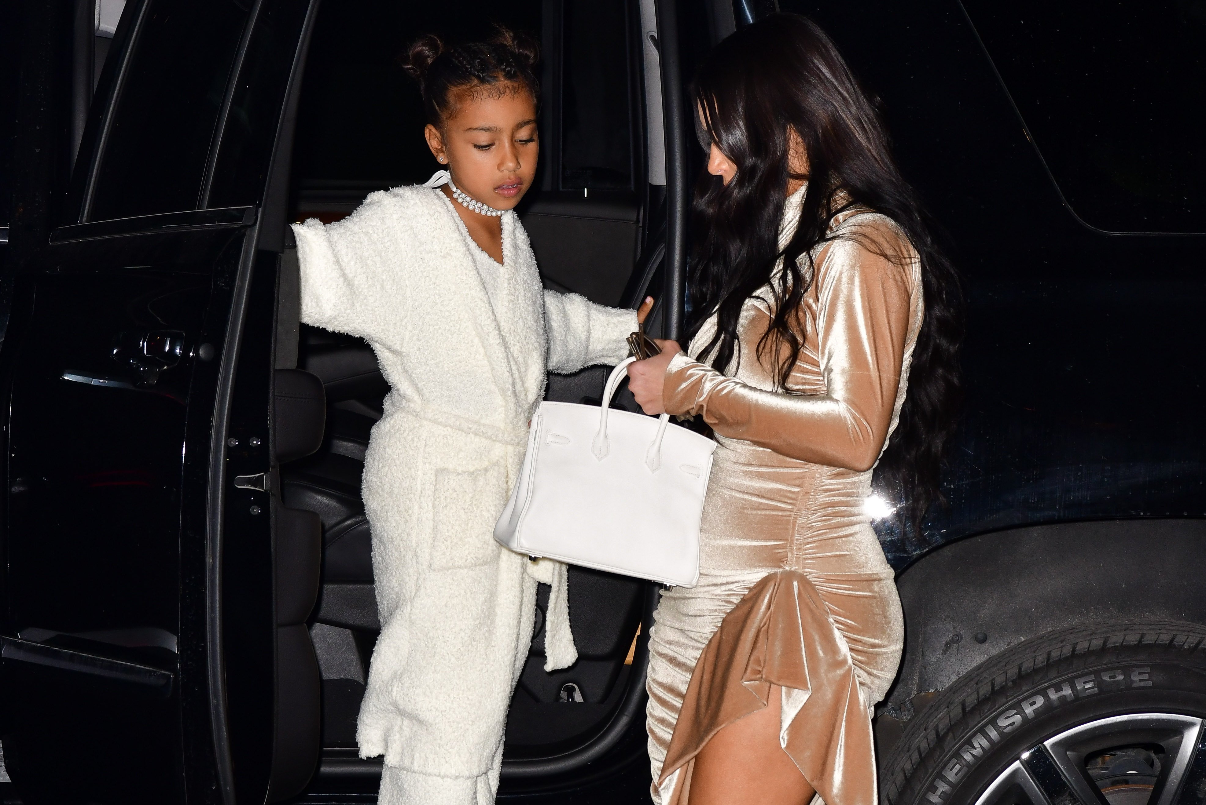 كيم كارداشيان ونورث ويست