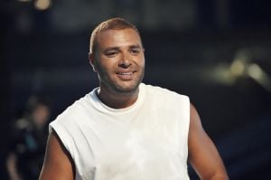 رامي صبري يتحدث عن وقوف موزع ضده في بداياته الفنية (فيديو)