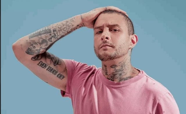 أحمد الفيشاوي يعلّق على رفع 