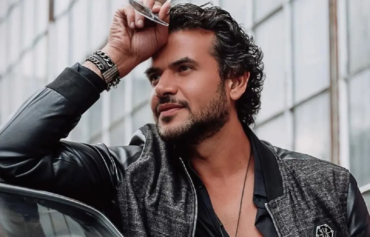 سامو زين يوجّه رسالة اعتذار لجمهوره بسبب ظروف الحرب