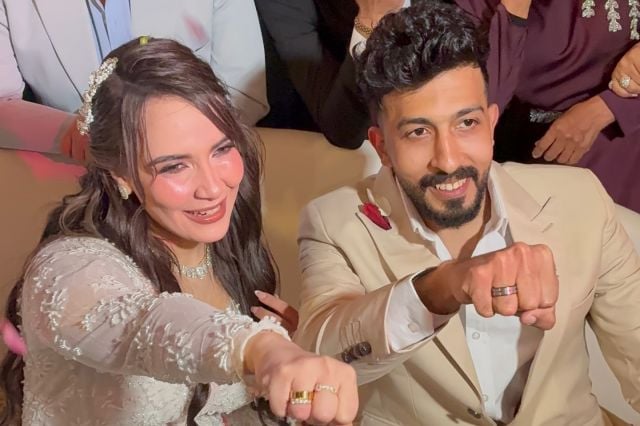 ابنة محمد رضوان وعريسها