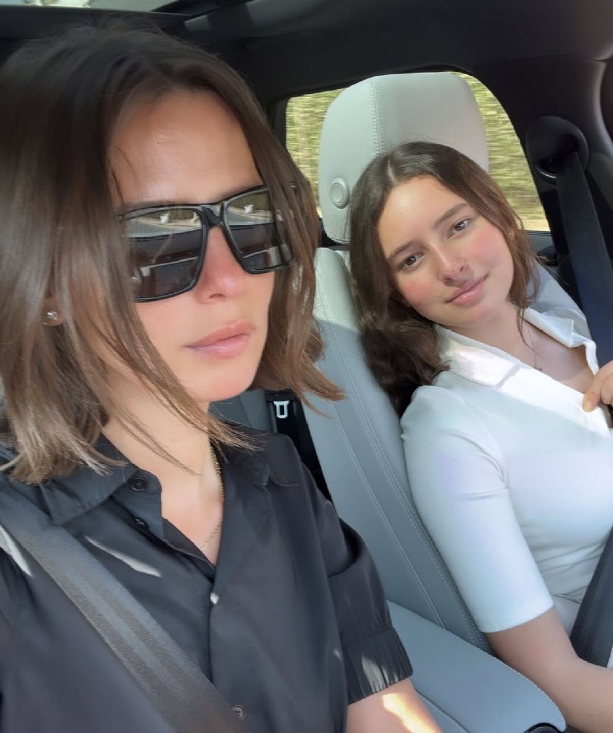 إيمان العاصي تتحدث عن ظهورها مع ابنتها على 