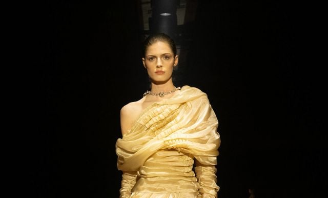 THE SPHYNX مجموعة الأزياء النسائية الجاهزة لخريف/شتاء 2026–2027 من SCHIAPARELLI