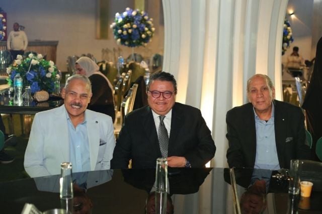 خالد جلال ومنير مكرم مع محمد رضوان في حفل خطوبة ابنته