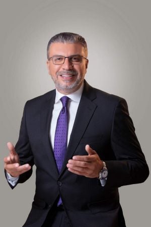 عمرو الليثي يطمئن متابعيه على صحته بعد دخوله المستشفى