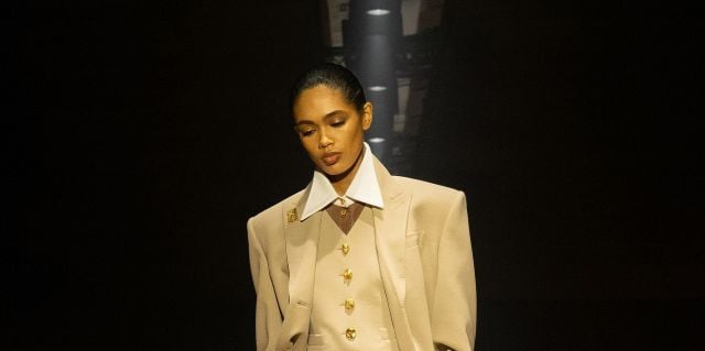 THE SPHYNX مجموعة الأزياء النسائية الجاهزة لخريف/شتاء 2026–2027 من SCHIAPARELLI