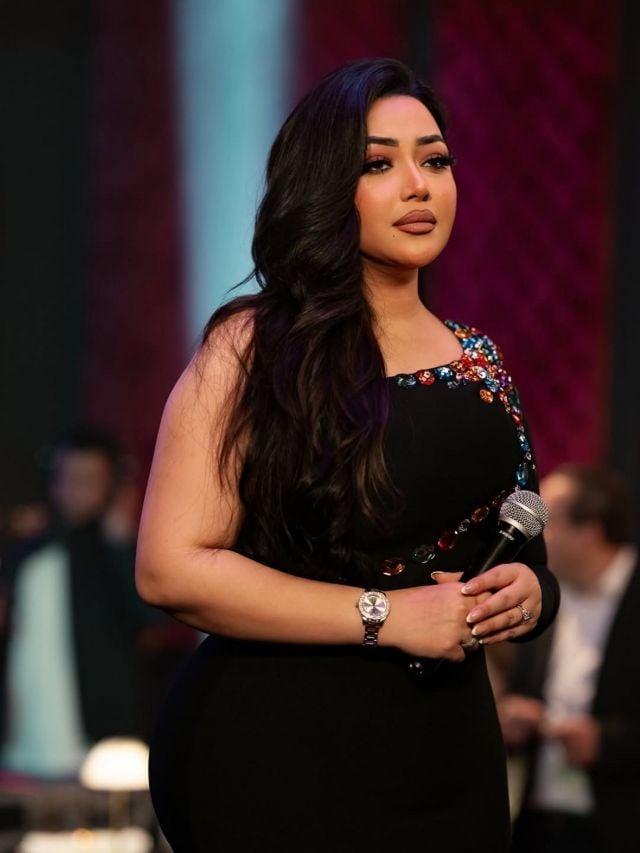 الفنانة رحمة محسن