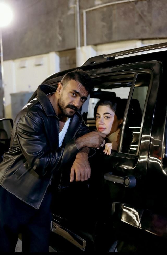 أحمد العوضي ويارا السكري