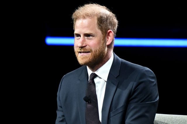 تسريب رسائل حب وغزل بين الأمير هاري وصحافية بريطانية