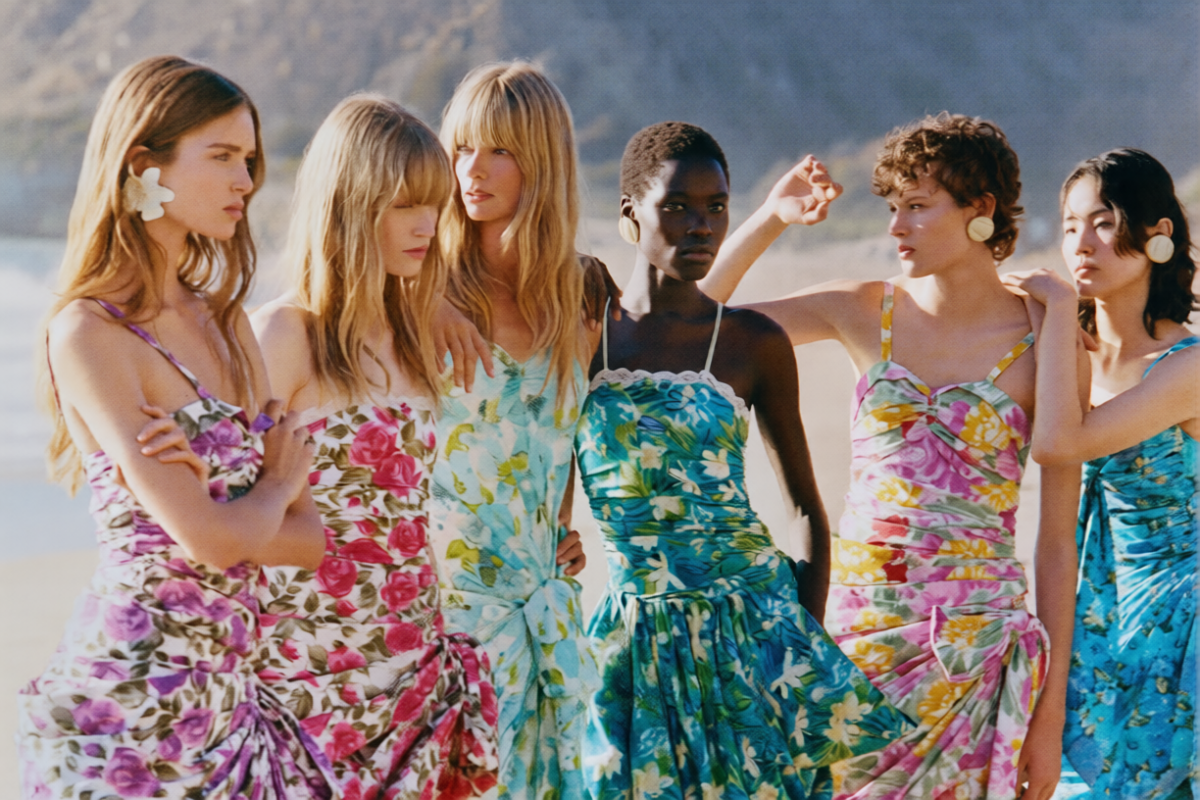 Chloé تكشف عن حملة صيف 2026