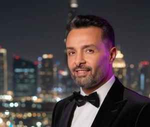 وائل عبد العزيز يسخر من الحكم بسجنه 