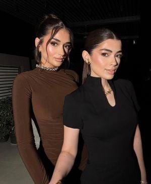 ليلى أحمد زاهر بأناقة محتشمة وتوجّه رسالة مؤثرة الى ملك